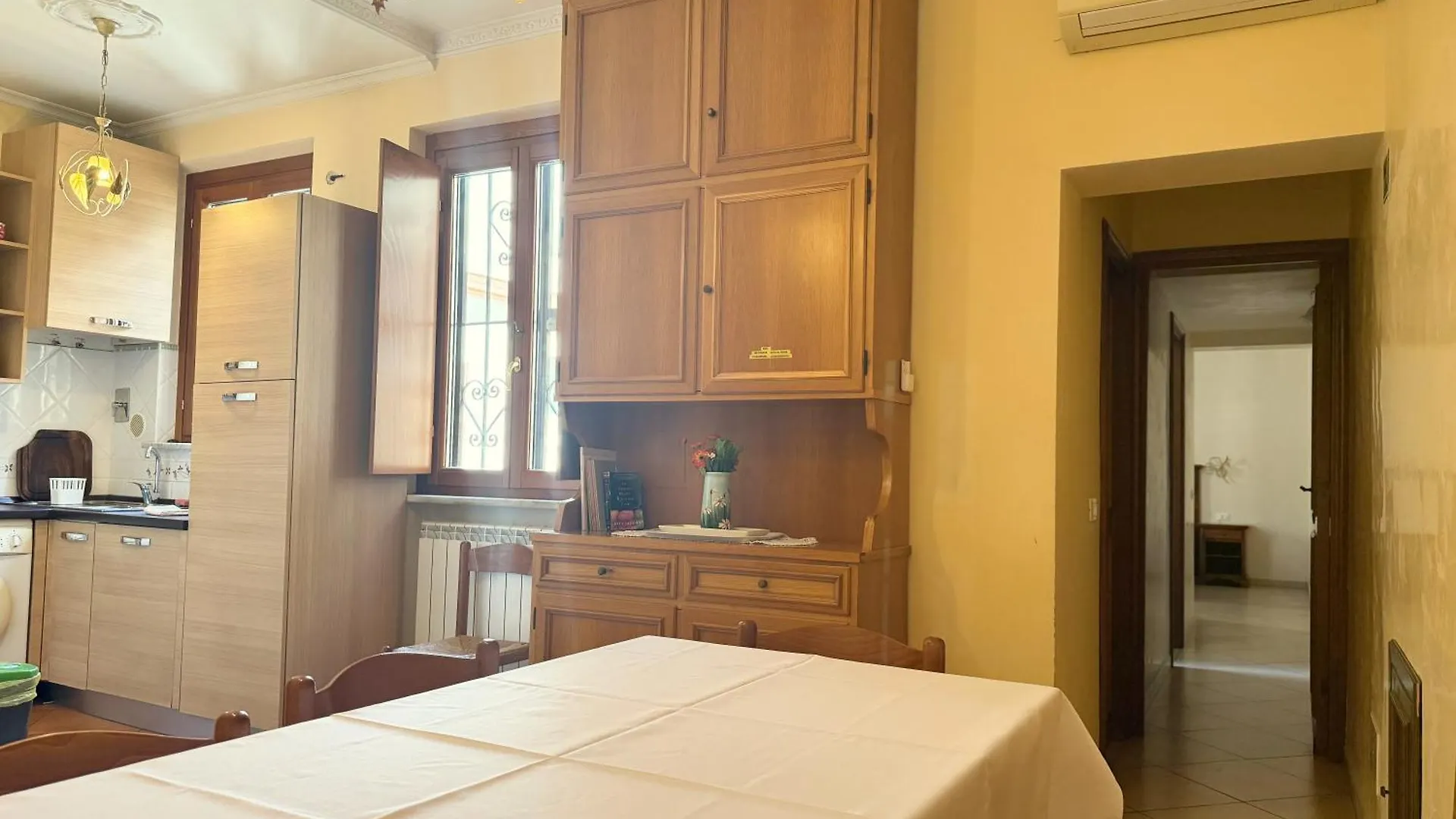 Anthony House, Anthony Floor 3, Castro Pretorio Apartment Rome Italy
