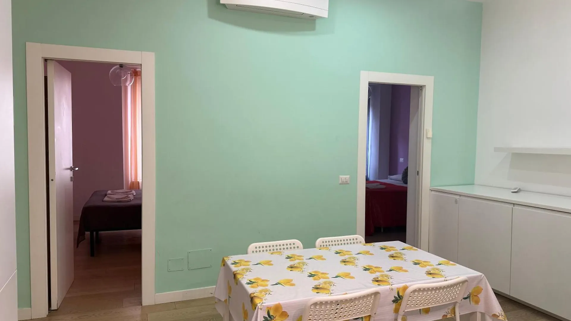 Anthony House, Via Villafranca 2, Castro Pretorio Roma Appartamento